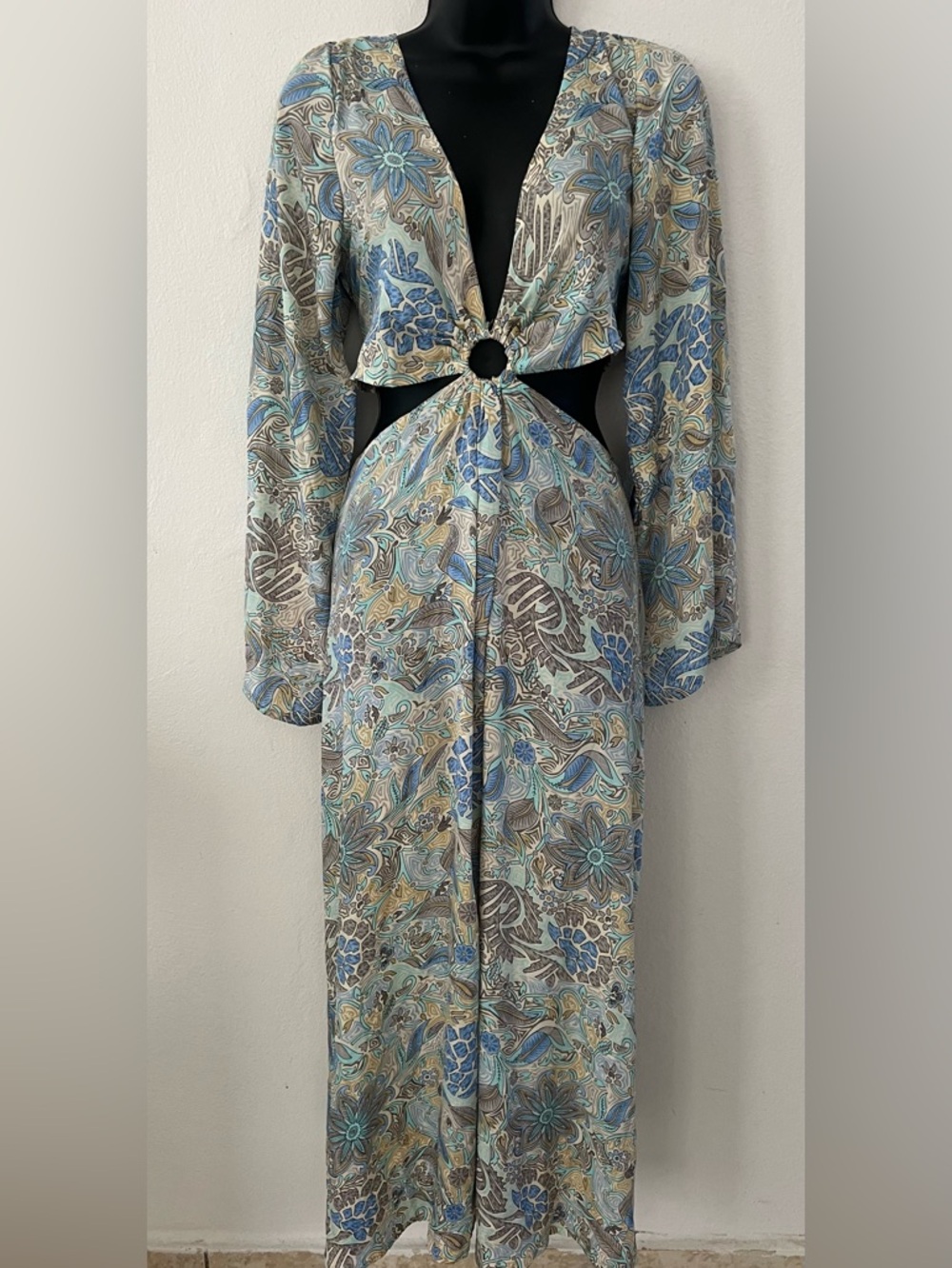 Paisley Cutout Maxi Dress in Blue and Cream